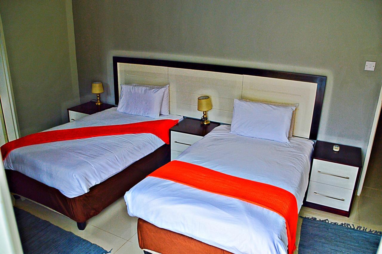 Bed and Breakfast Cosy Palms à Gaborone Extérieur photo